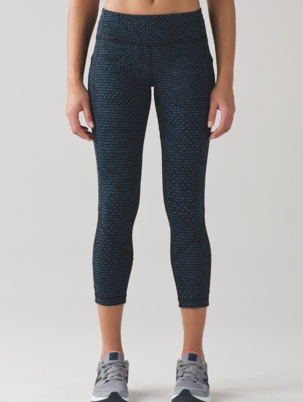 Lululemon Pace Rival Cropped Shatter Weave Desert Leggings Size: 2